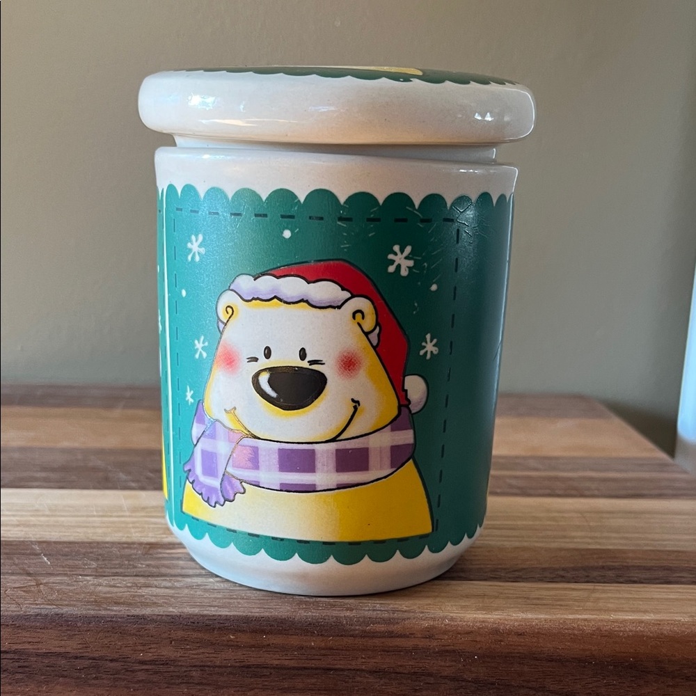 Ceramic Bear Design Food Storage Jar - Green and Cream